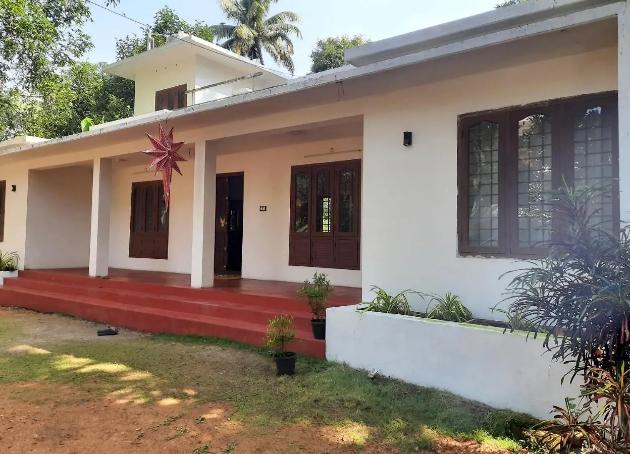 Louis Garden Homestay Mararikulam India
