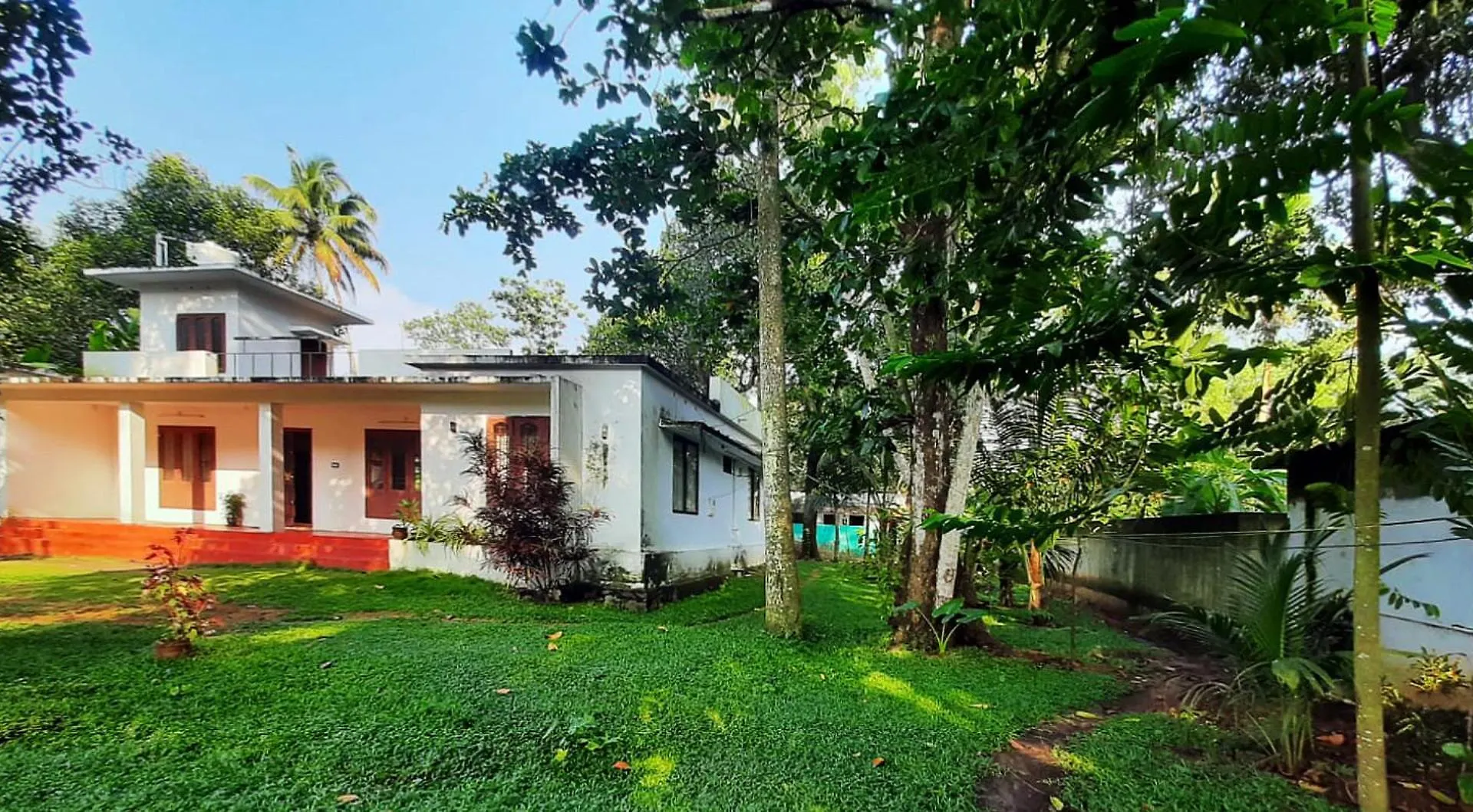 Louis Garden Homestay Mararikulam India